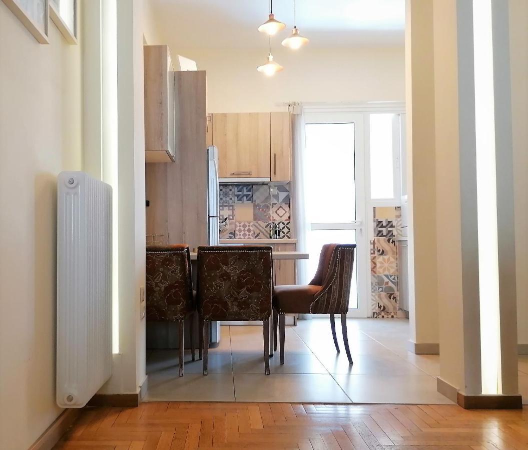 Athenian Elegant Apt Near Acropolis Apartment Bagian luar foto